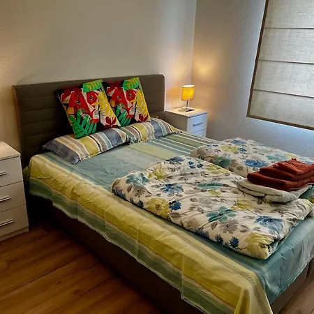 Grosses & Modernes Ferienhaus 2 Minuten Von Innenstadt *
